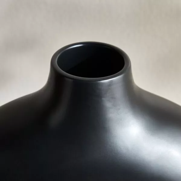 فازة سيراميك بولو 30 سم - اسود