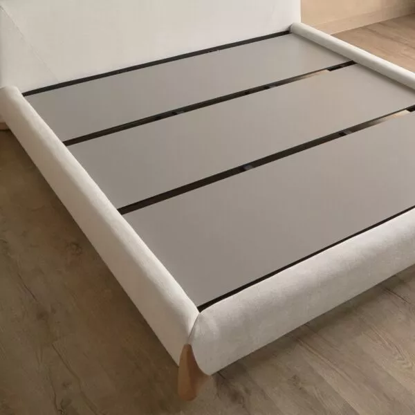 سرير كوين - نيبولوس