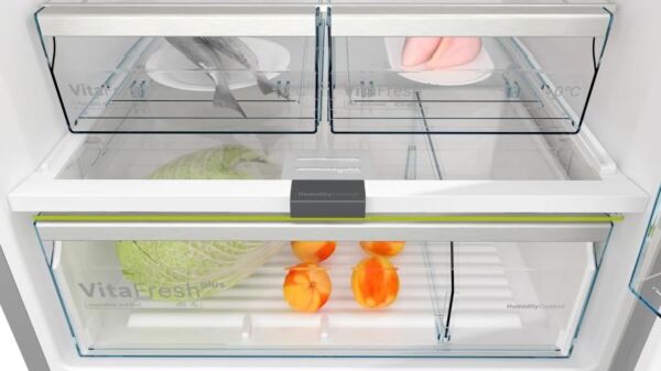 ثلاجة بوش قائمة بذاتها بفريزر علوي 581 لتر - فضي