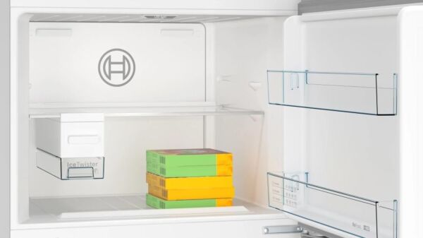 ثلاجة بوش قائمة بذاتها بفريزر علوي 581 لتر - فضي