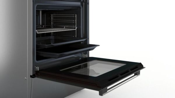 فرن كهربائي بوش 4 شعلات سيراميكية 60x60 سم - سعة 66 لتر - فضي