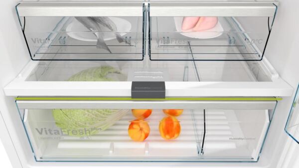 ثلاجة بوش قائمة بذاتها بفريزر علوي 581 لتر - أبيض