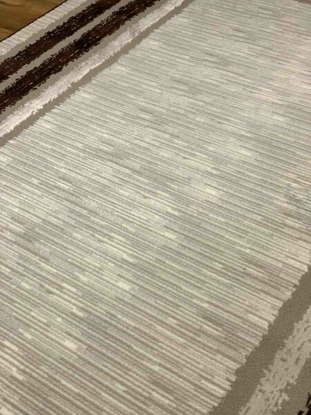 سجاد لوكيزا - كريمي فاتح وبني غامق