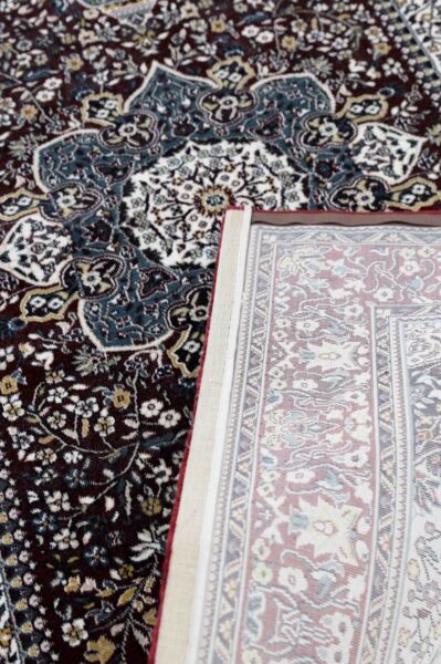 سجاد كلاسيك سوبر الماسـيا - أحمر ومتعدد الالوان