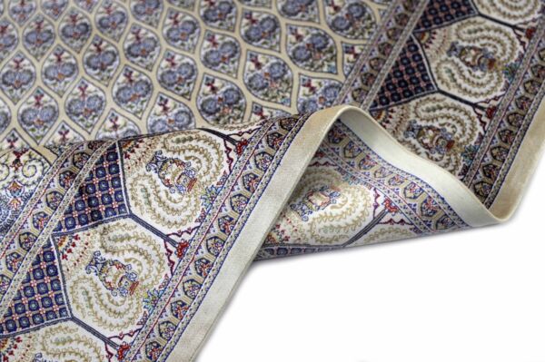 سجاد كلاسيك حرير لوليا تركي - اخضر وبيج