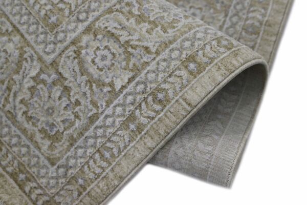 سجاد كلاسيك نابولي تركي - بيج ومتعدد الالوان