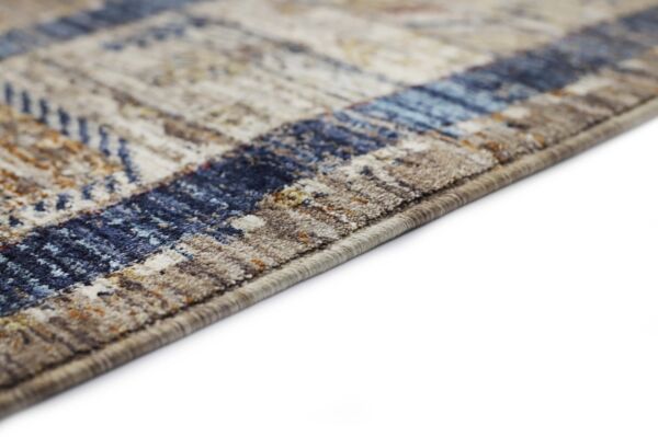 سجاد شارقيا