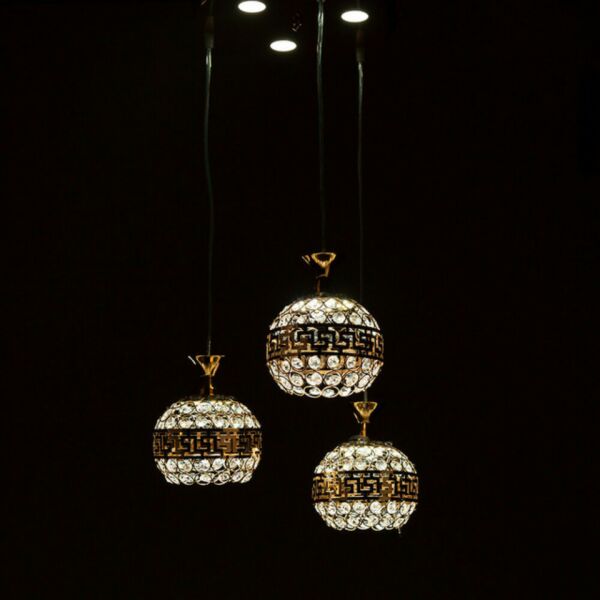 ثريا ماكما علاقي كرستال ذهبي