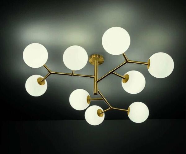 ثريا كاندان - ابيض وذهبي