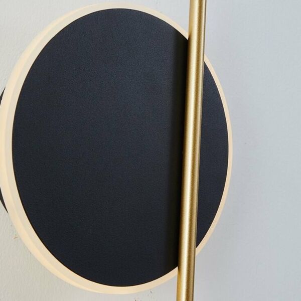 إضاءة جدارية ريكي