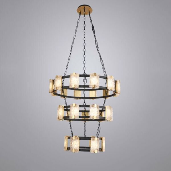 ثريا نورفين 3 أدوار