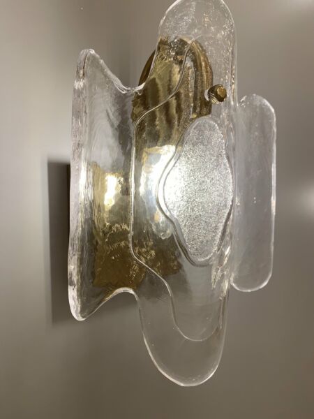 إضاءة جدارية كولومبيا - ذهبي