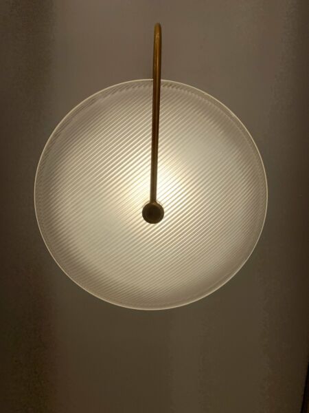 إضاءة جدارية براس نيكول - ذهبي