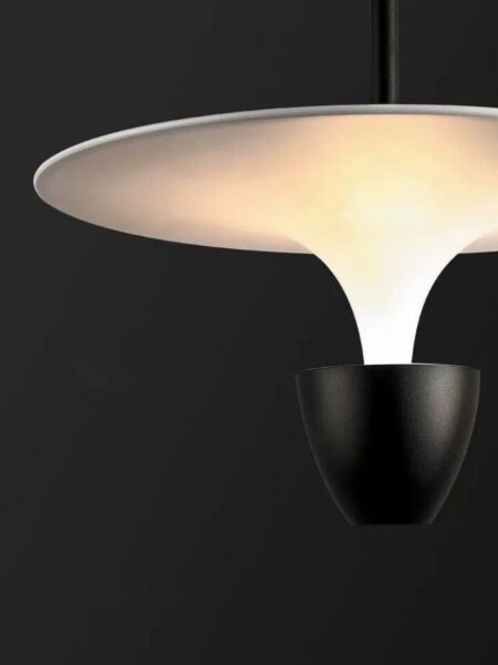 انارة معلقة هيليسترا