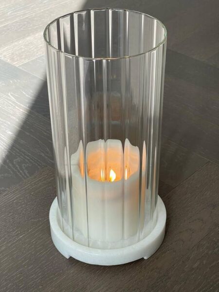 حامل شموع هيدي رخامي - أبيض