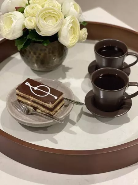صينية خشب دائرية