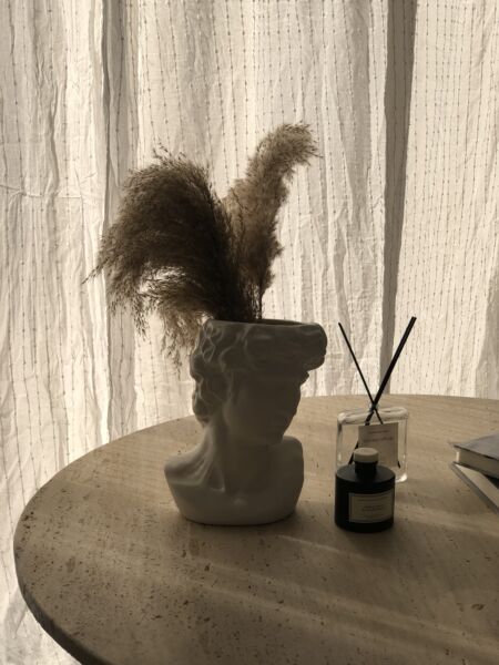 طاولة قهوة رخام ترافنتينو مولاري