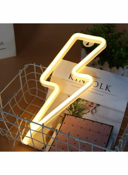 مصباح ليد سترايك - ابيض