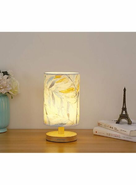 أبجورة طاولة ليد من شاربدو مزين بأوراق القيقب