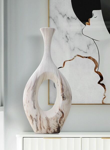 مزهرية سيراميك بتصميم خشبي مصقول