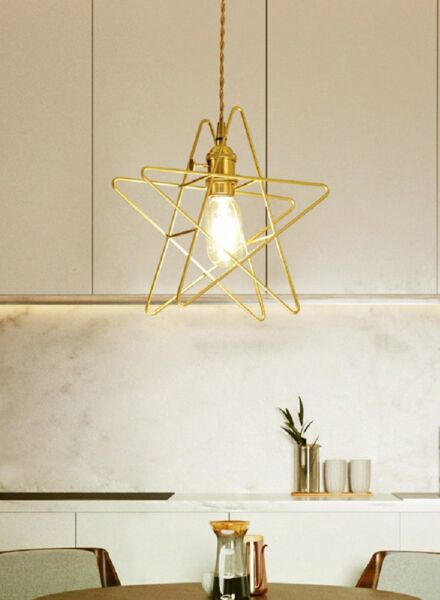 إنارة معلقة شكل نجمة - ذهبي