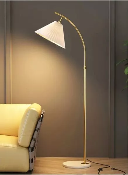 ابجورة ارضية إسكندنافي حديث 3 ألوان - ذهبي