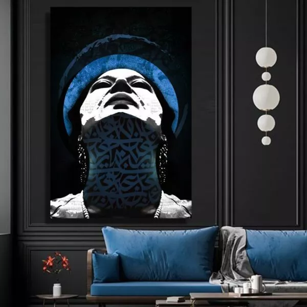 لوحة قماشية مودرن بتصميم أم كلثوم قولد
