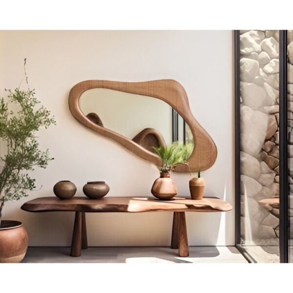 مرأة بإطار خشبي ساري