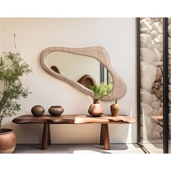 مرأة بإطار خشبي ساري