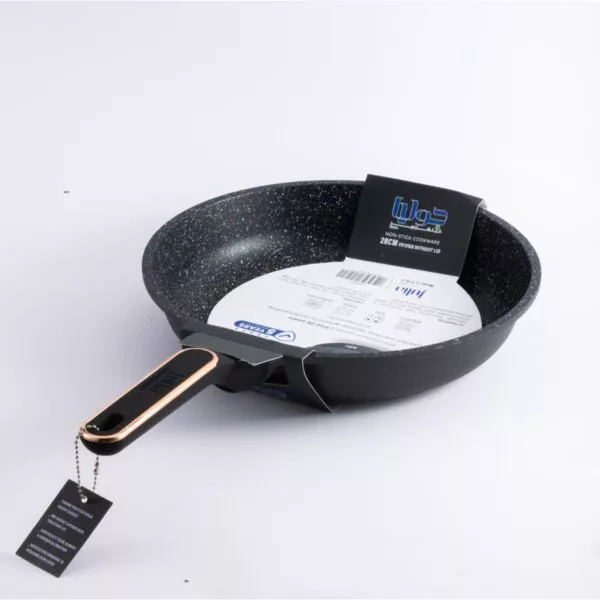 مقلاة رينول 28 - اسود