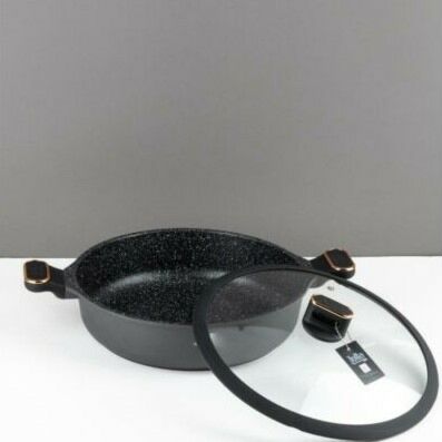 قدر منخفض جرانيت مع غطاء شاولا 32 سم - اسود