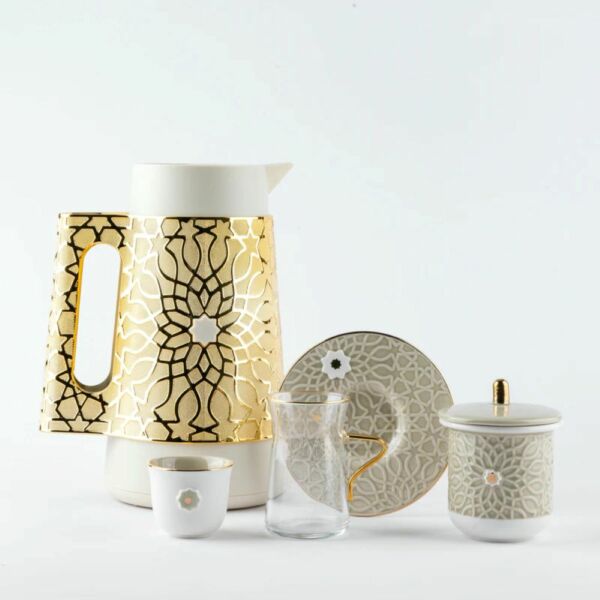 طقم شاي وقهوة 21 قطعة من أصالة - بيج وذهبي