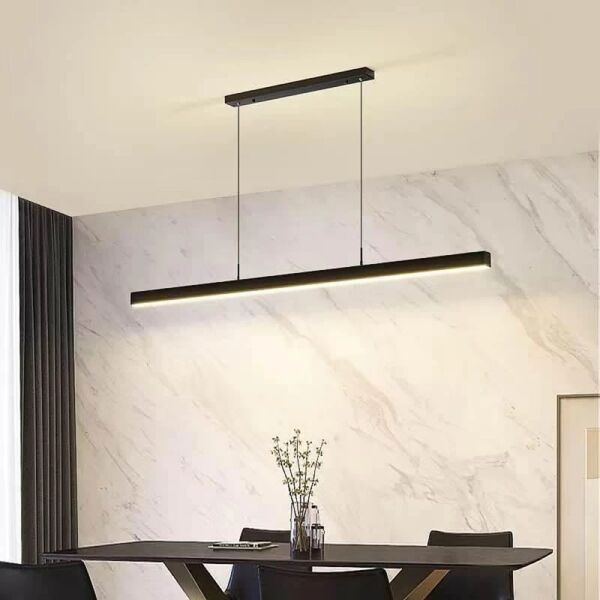 ثريا علاقي موجز - اسود