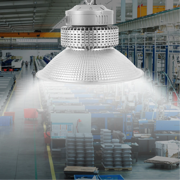 كشاف هنجر وانارة مستودعات مميز لون الانارة ابيض 300 واط اضاءة تغطي مساحة واسعة وكبيرة.