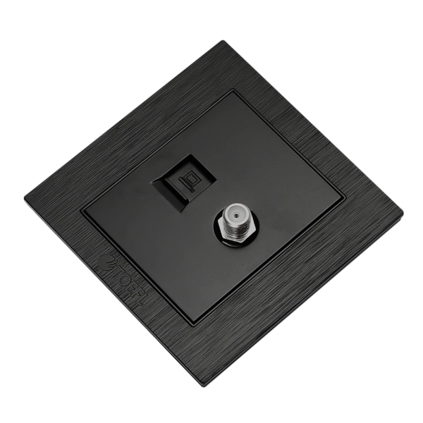 فيش منفذ كمبيوتر مع دش