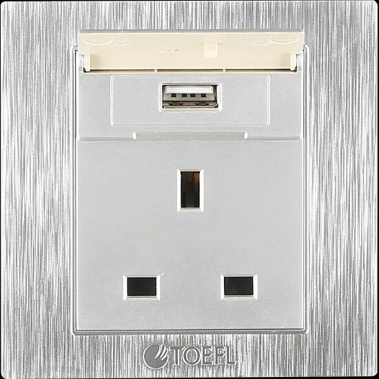 فيش ثلاثي مع منفذ يو اس بي لون فضي توفل