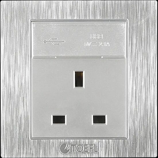 فيش ثلاثي مع منفذ يو اس بي لون فضي توفل