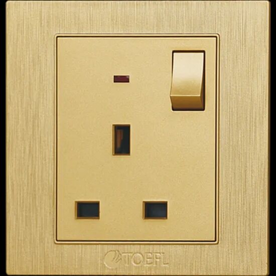 فيش ثلاثي مع مفتاح 13 امبير لون ذهبي قولد توفل