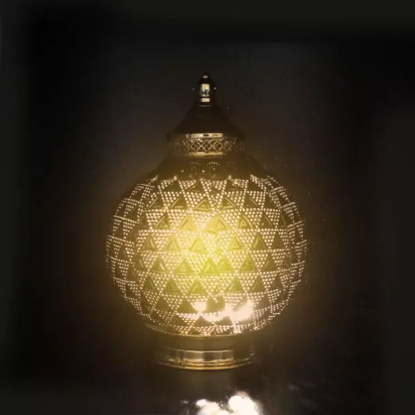 فانوس رمضان نورما استيل لون ذهبي باضاءه LED صوت
