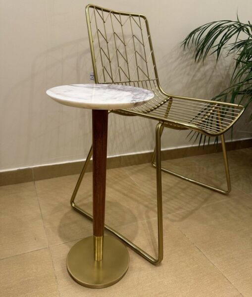 طاولة جانبية فلورنسا - وجهية رخام قطر 25 سم وعمود خشب 