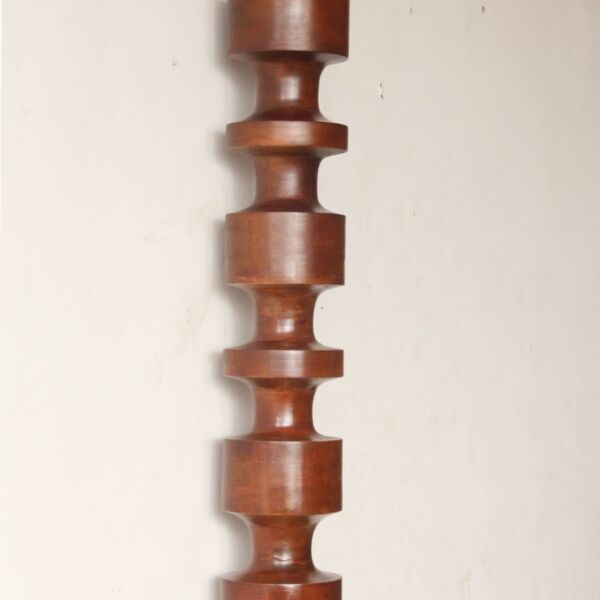 عمود ديكور خشبي ليندا - بني