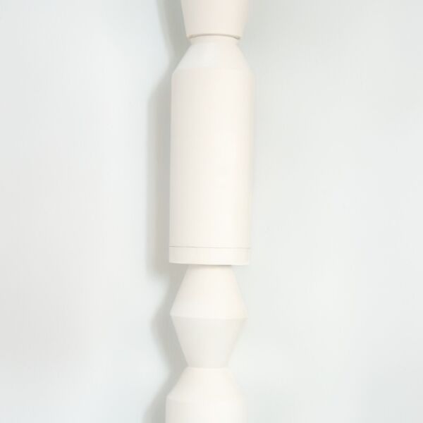 عمود ديكور خشبي ريا - ابيض