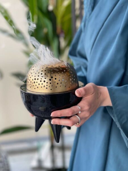 مبخرة كلاسي اسود - صغير