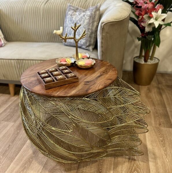 طاولة قهوة  ريشة معدنية وجهية خشب لون ذهبي مقاس صغير - اندستيريل 