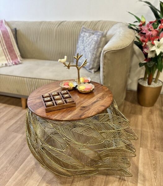 طاولة قهوة  ريشة معدنية وجهية خشب لون ذهبي مقاس كبير - اندستيريل 