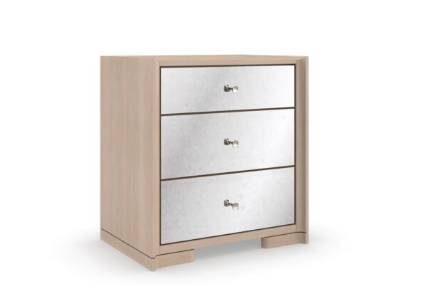 كومودينو كاراكول بيوتي