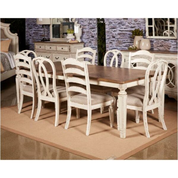 طاولة طعام مات