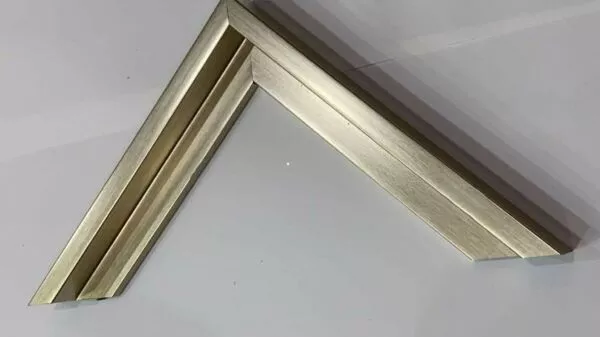 لوحة جبسية مقاس 120x200 سم ارام - برواز شامبين