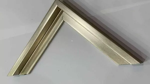 لوحة جبسية مقاس 120x200 سم ليلينا - برواز شامبين