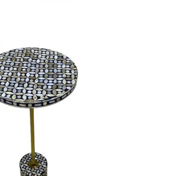 طاولة خدمة سكايل